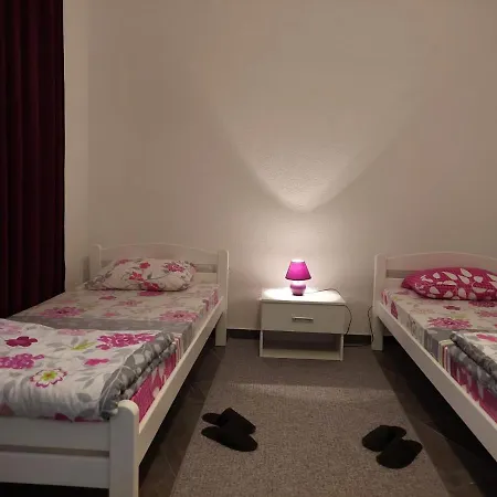Apartamento Amela *
